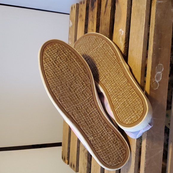 Reef flats - Picture 3 of 3